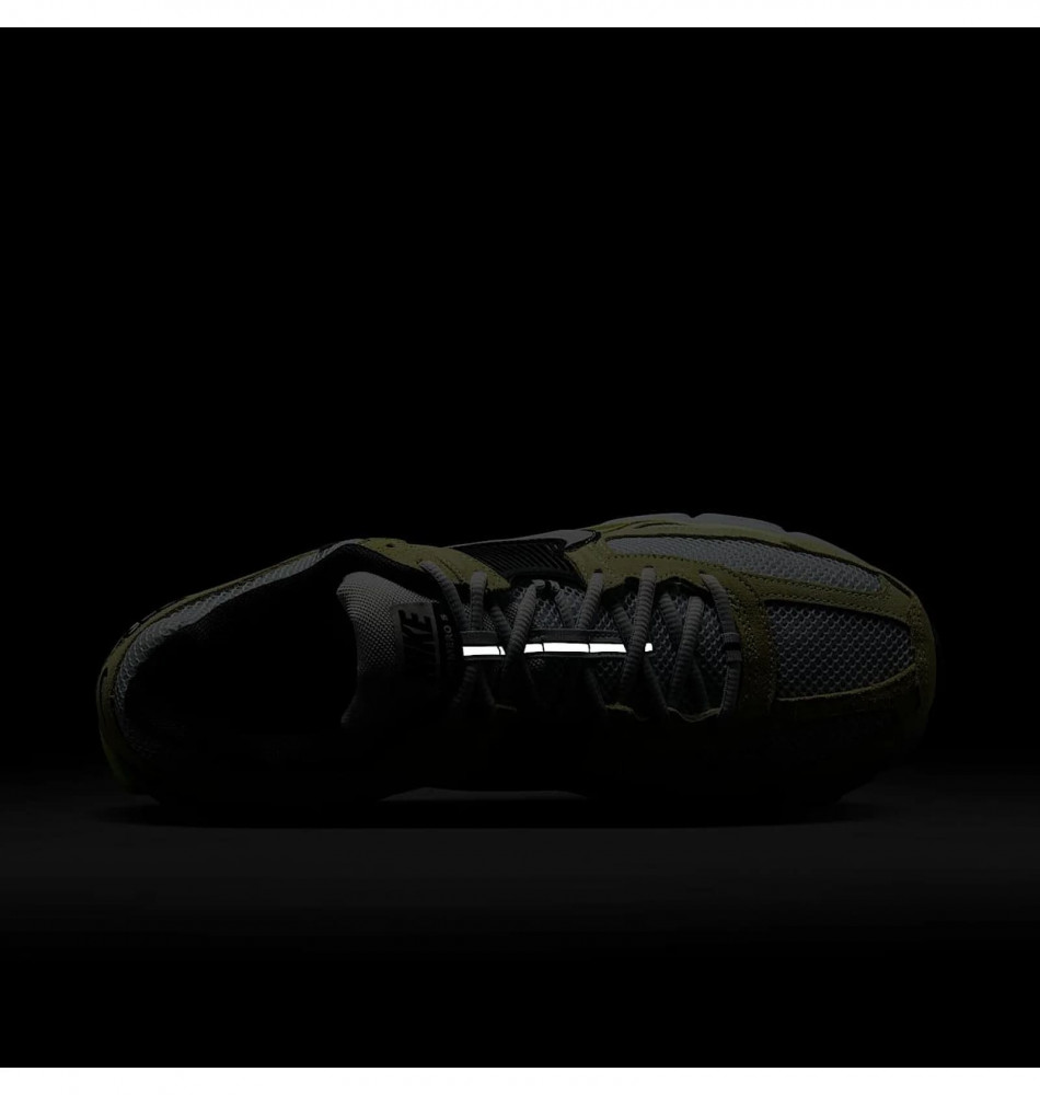 Кроссовки унисекс Nike Zoom Vomero 5 HF1553-700_image_6
