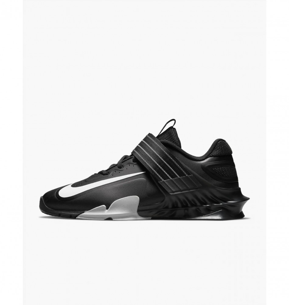 Чоловічі штангетки Nike Savaleos CV5708-010