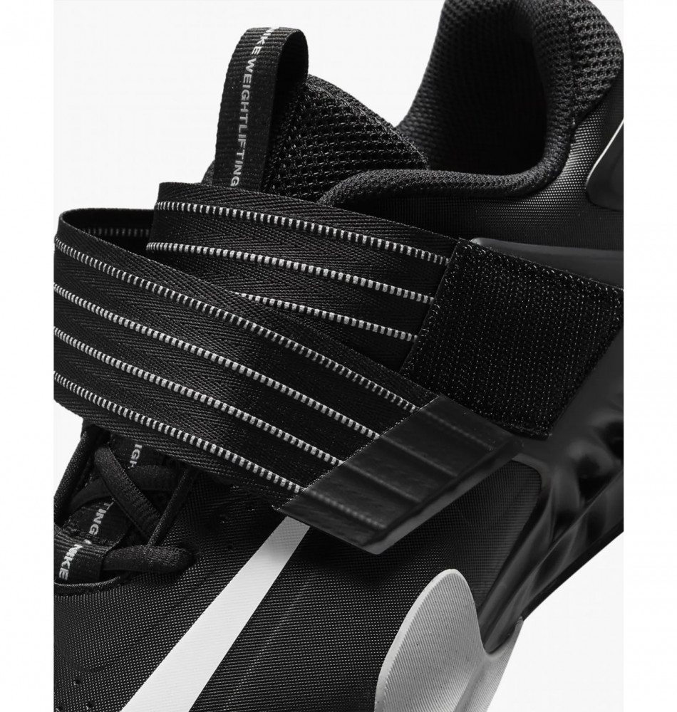 Чоловічі штангетки Nike Savaleos CV5708-010_image_6