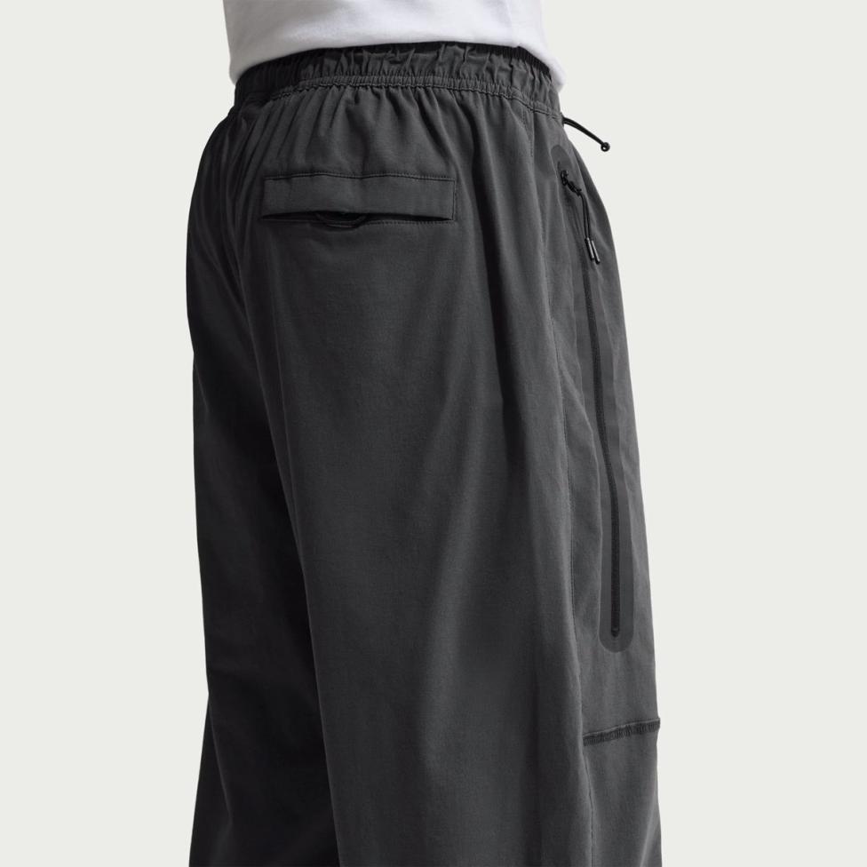 Чоловічі штани NIKE M NK DF TCH WVN PANT IU6966-060