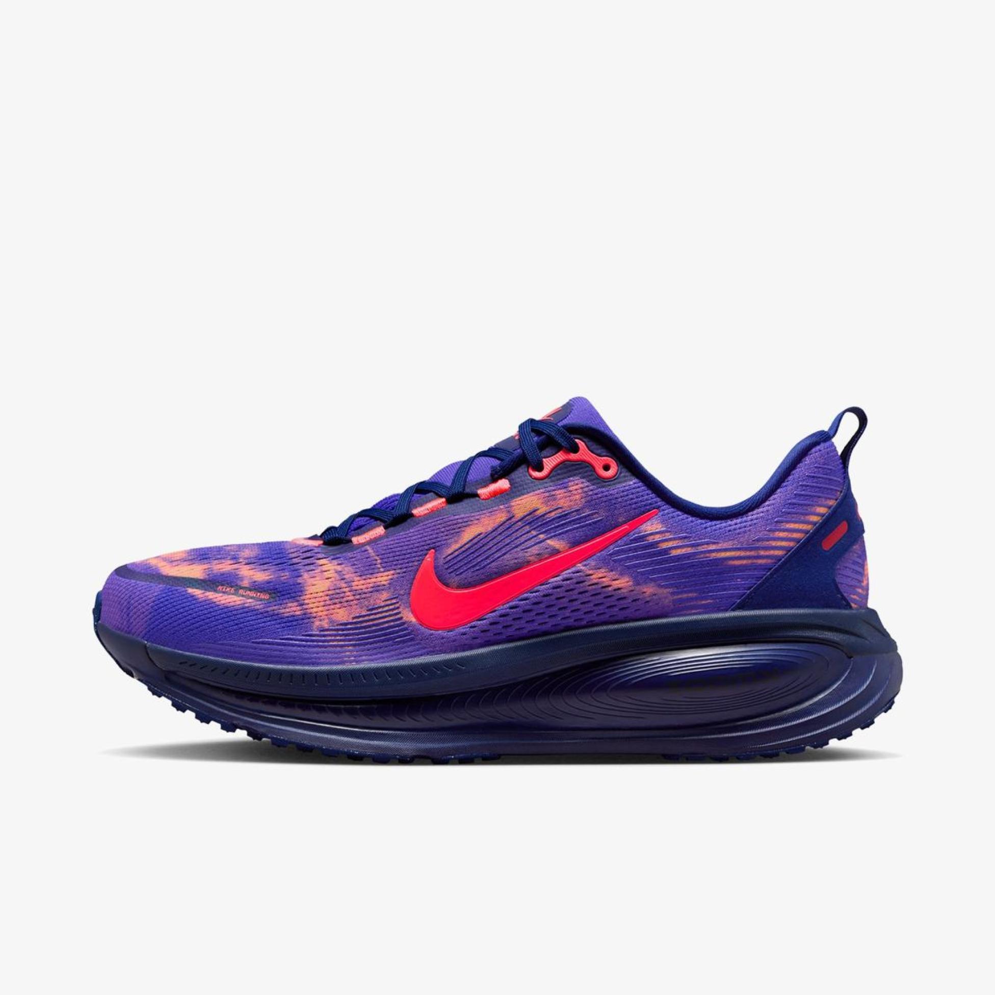 Чоловічі кросівки NIKE VOMERO 18 INDIGO BURST IQ0602-400