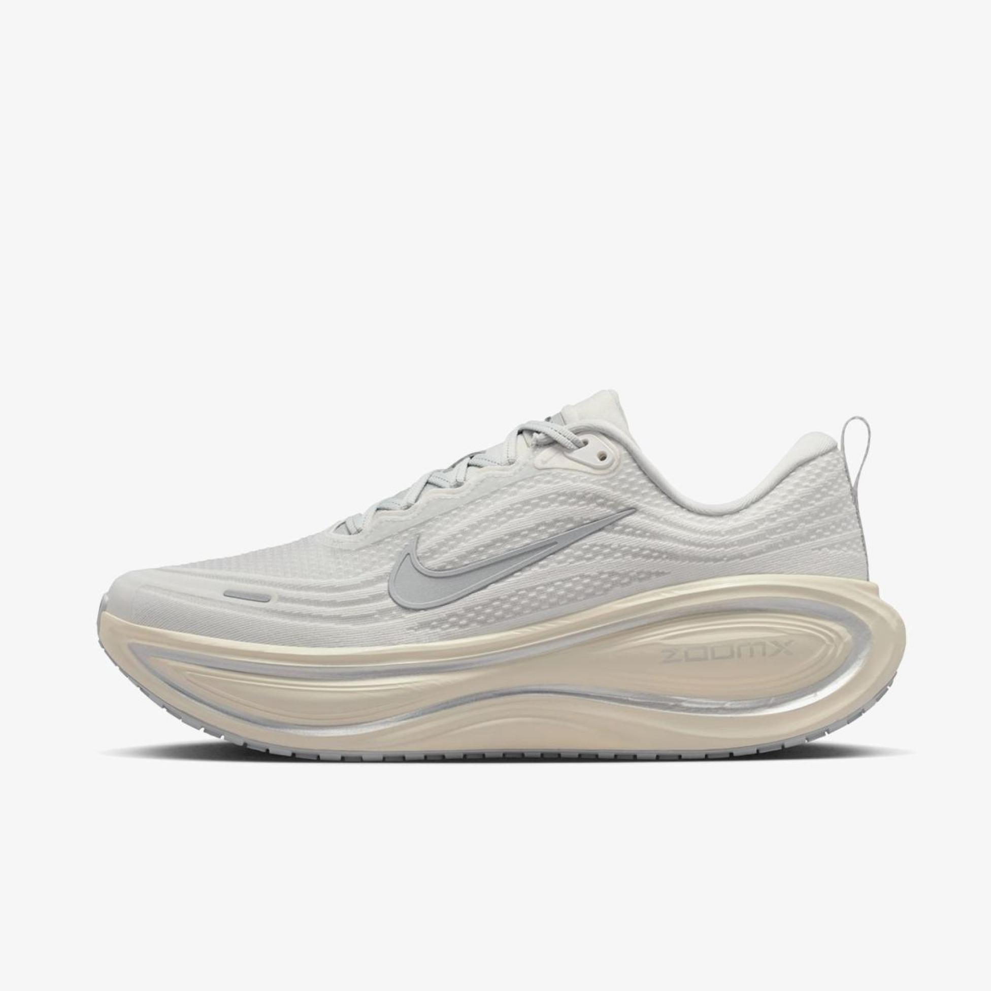 Чоловічі кросівки NIKE VOMERO PLUS PLATINUM TINT IQ0308-094