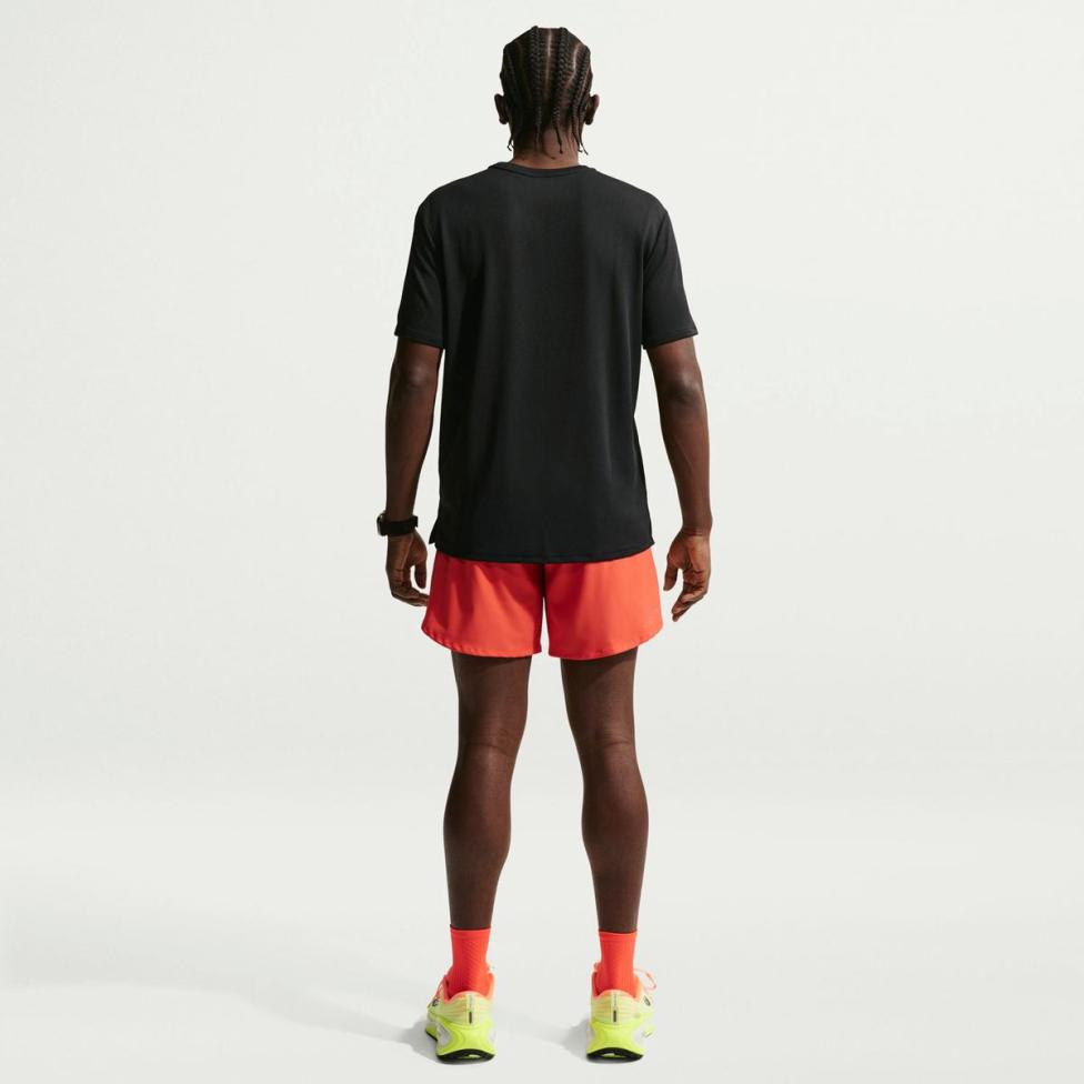 Чоловіча футболка NIKE M NK DF UV MILER SS IF2082-010_image_5