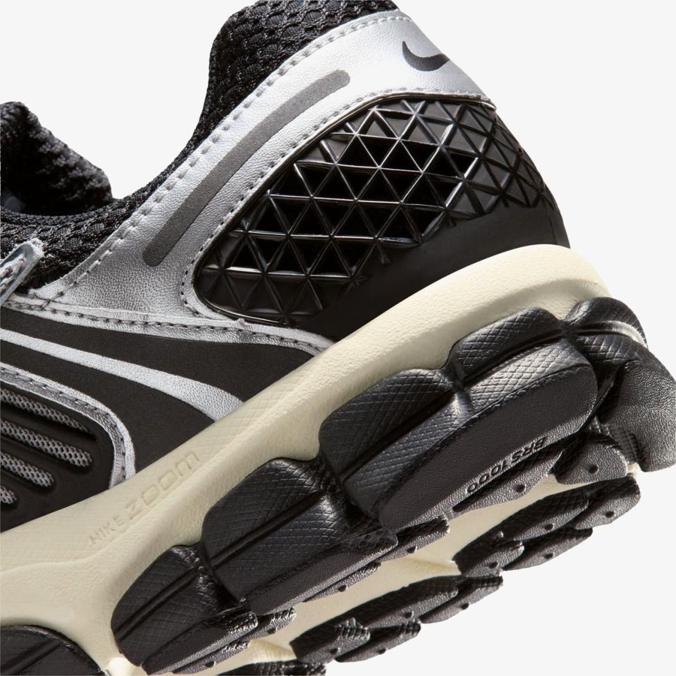 Мужские кроссовки NIKE ZOOM VOMERO 5 IM3486-003_image_8