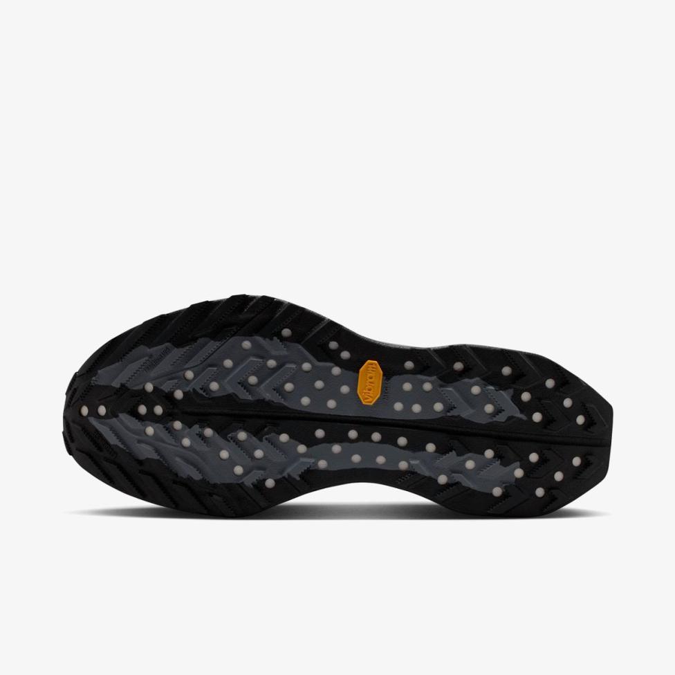 Чоловічі кросівки NIKE ACG ULTRAFLY TRAIL HF5668-001