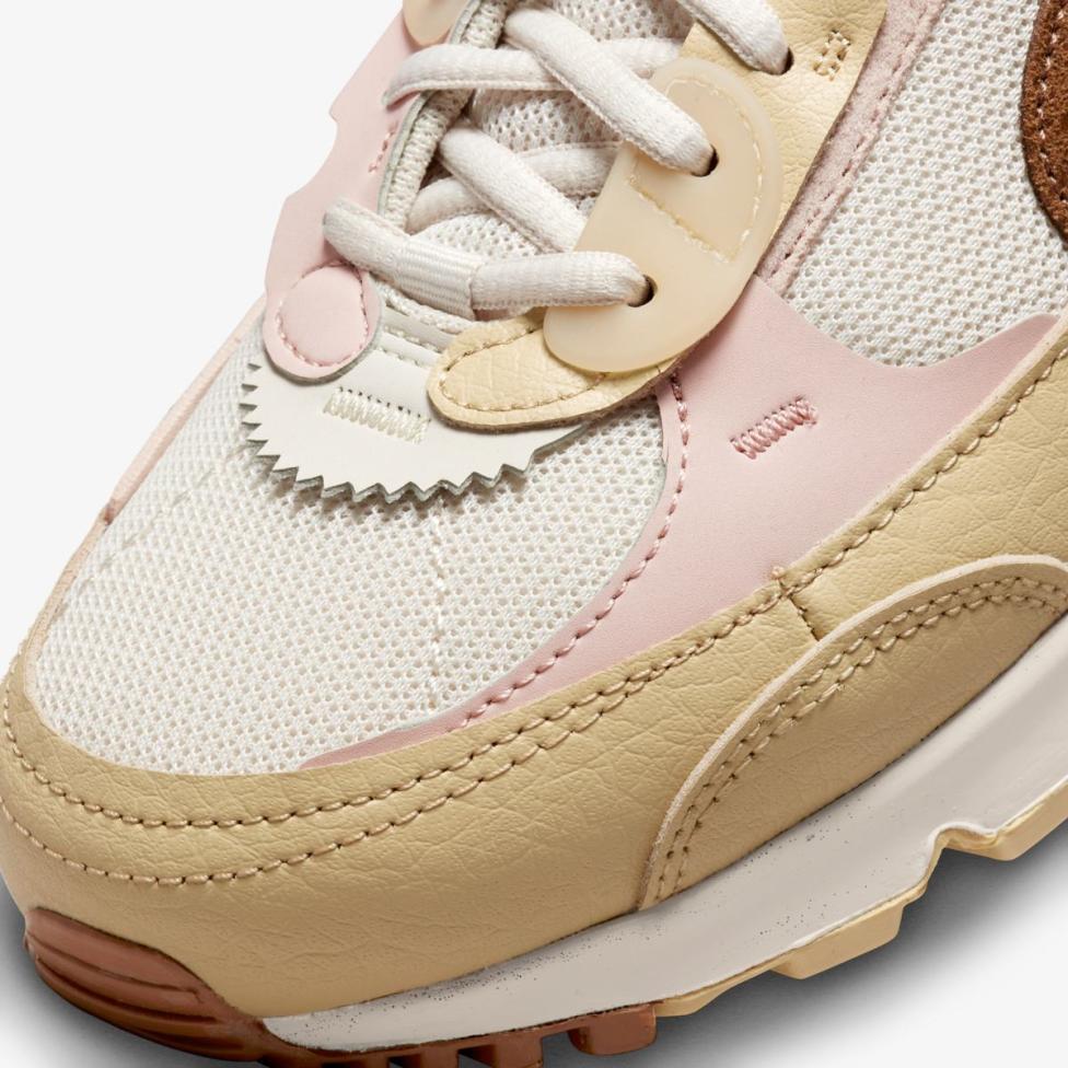 Жіночі кросівки NIKE WMNS AIR MAX 90 FUTURA DZ4704-100_image_7
