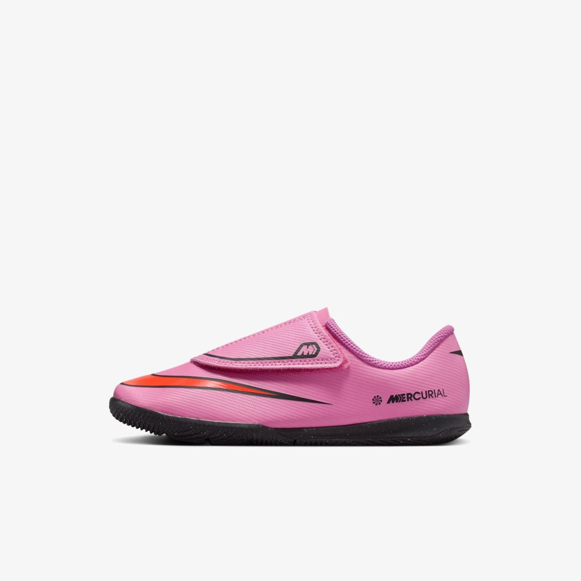 Дитячі бутси NIKE JR VAPOR 16 CLUB IC PS (V) HQ2120-600