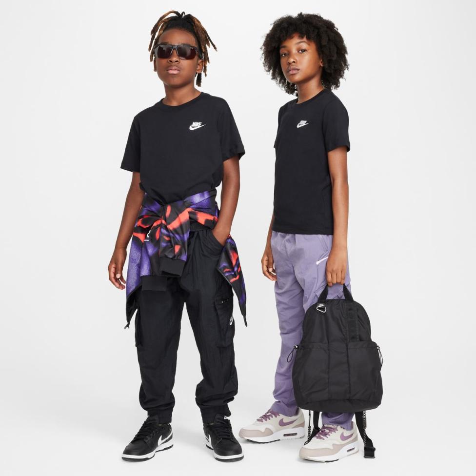 Детская футболка NIKE K NSW TEE EMB FUTURA LBR FZ5177-010_image_4