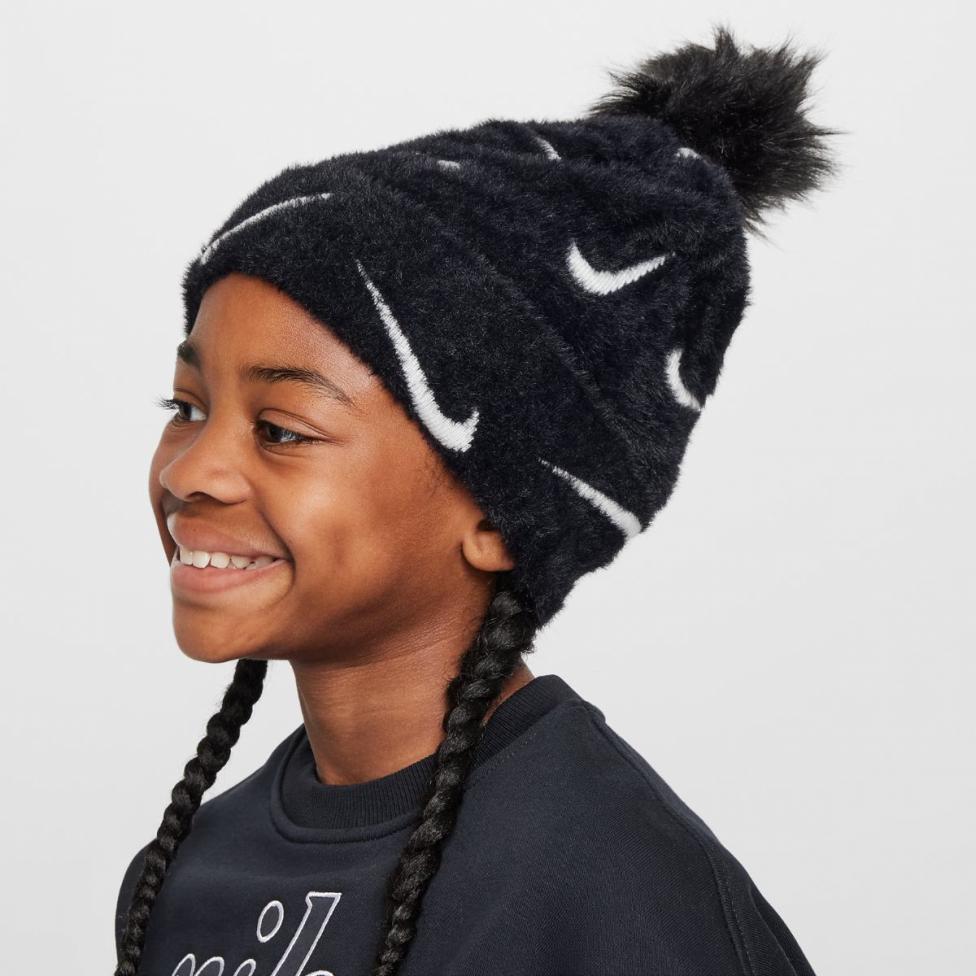 Дитяча шапка NIKE K NK PEAK BEANIE SC POM F24 FZ3062-010_image_3