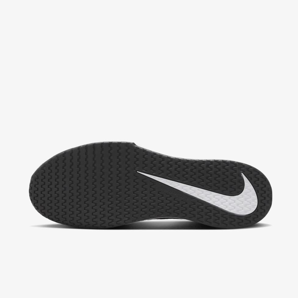 Чоловічі кросівки NIKE M VAPOR LITE 2 HC DV2018-001