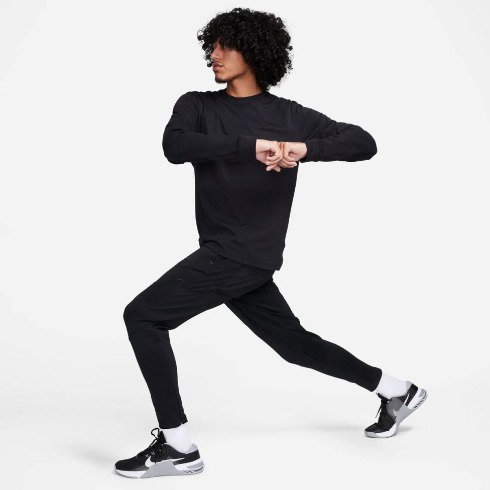 Чоловічий лонгслів Nike Primary Dri-FIT FB8585-010_image_7