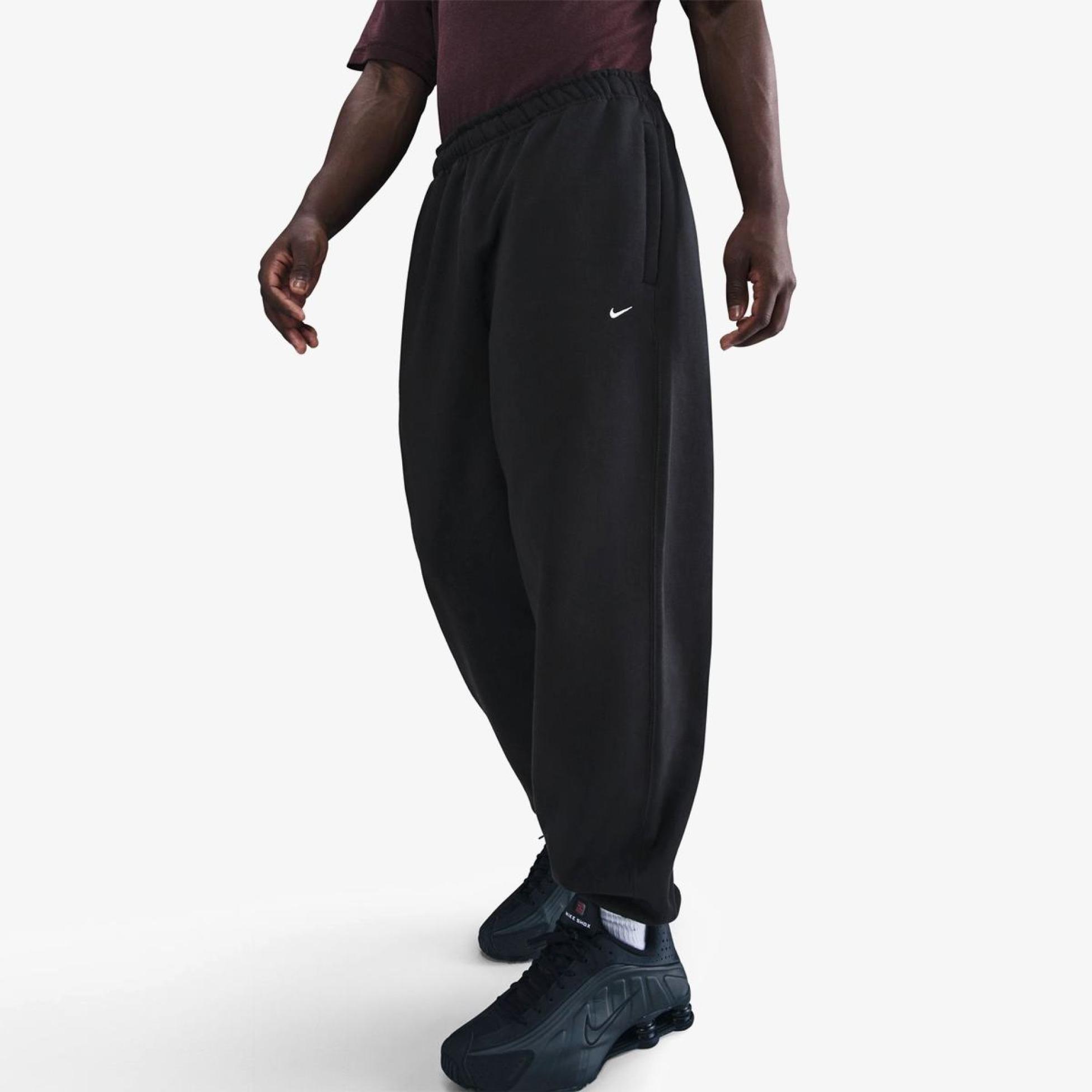 Чоловічі штани NIKE M NL SOLO SWSH BB CF PANT HV1088-010