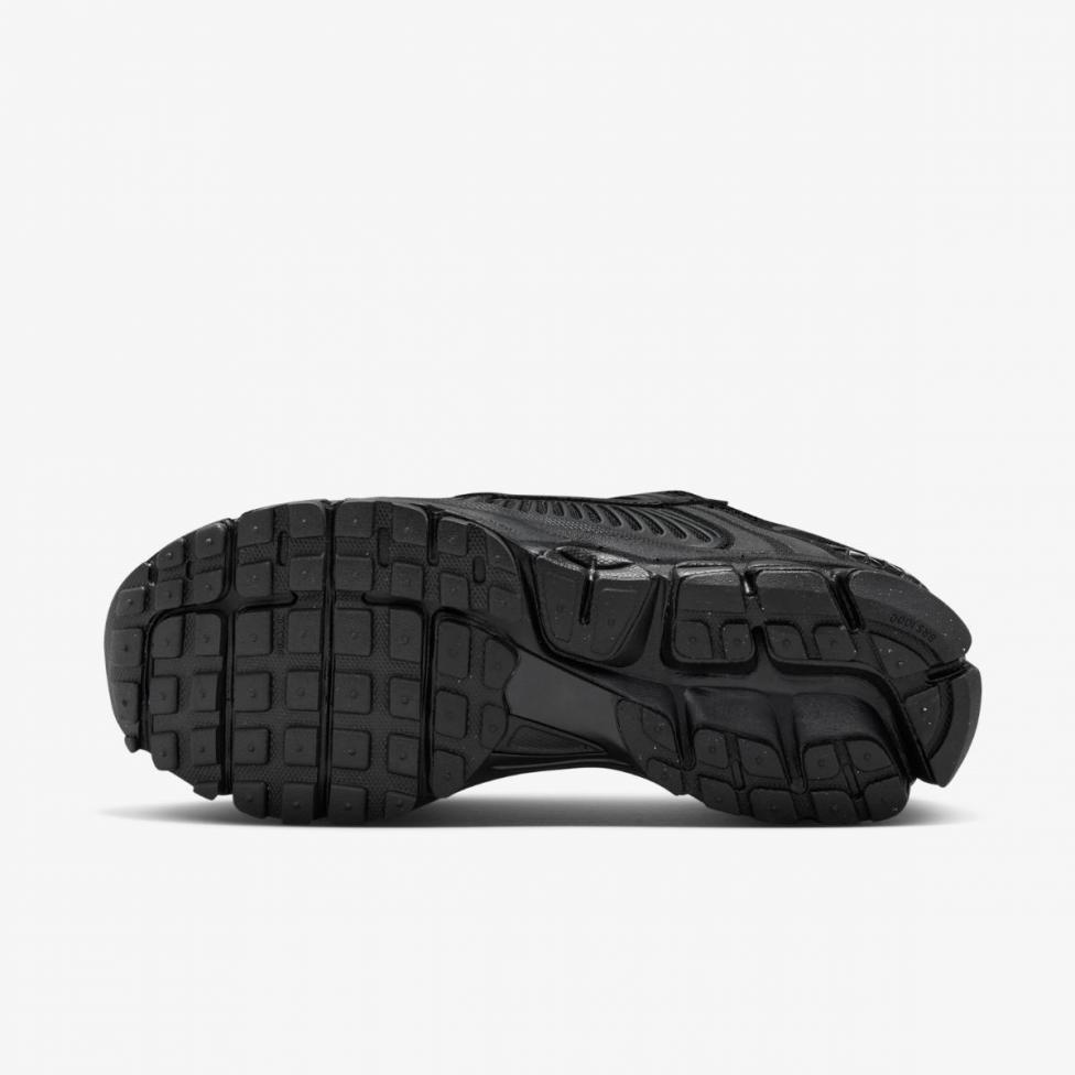 Чоловічі кросівки NIKE ZOOM VOMERO 5 BV1358-003