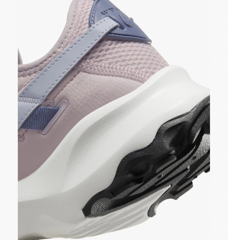 Жіночі кросівки Nike TC 7900 DD9682-002_image_6